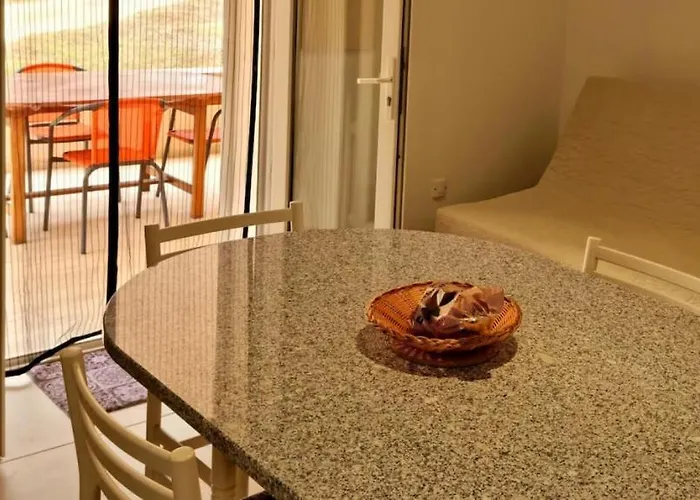 Appartement Delpinolocations *